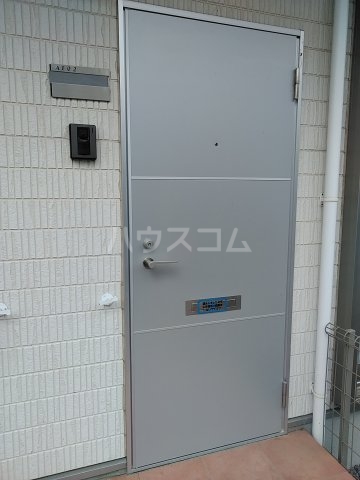 22/24 エントランス