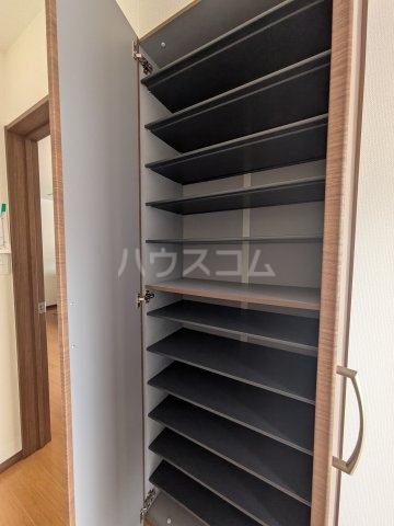 13/30 収納