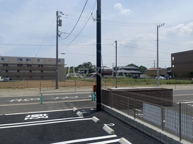 25/30 駐車場