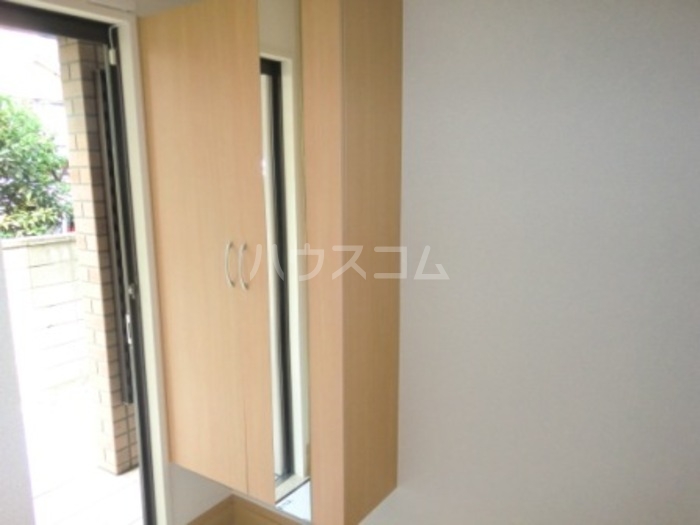 14/16 エントランス