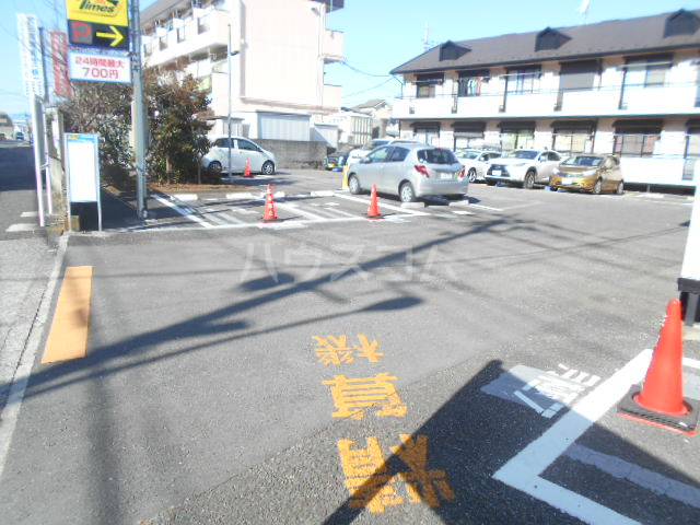 22/30 駐車場