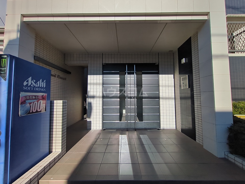 2/6 エントランス