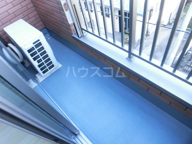 23/30 バルコニー