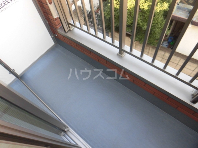 23/30 バルコニー