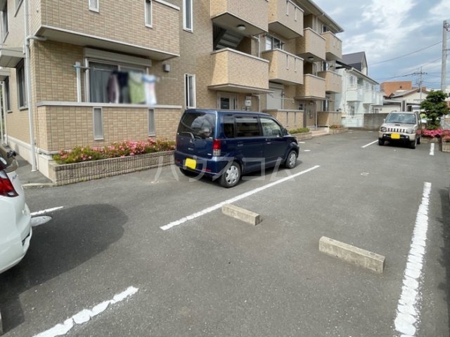 19/23 駐車場