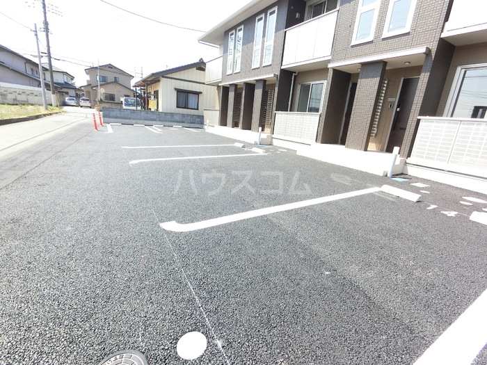 20/28 駐車場