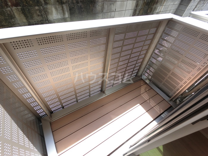 14/22 バルコニー