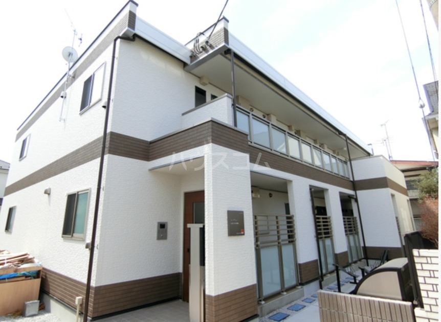 20/30 エントランス