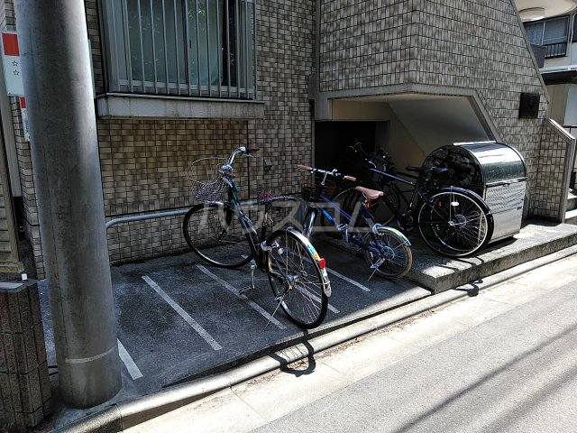 桜樹エントランス