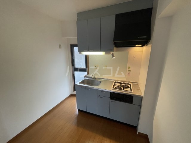 14/30 キッチン