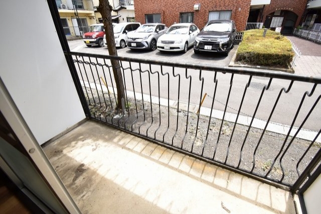 13/27 バルコニー