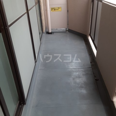 19/30 バルコニー