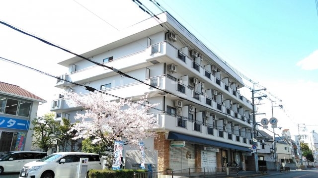 1/24 外観