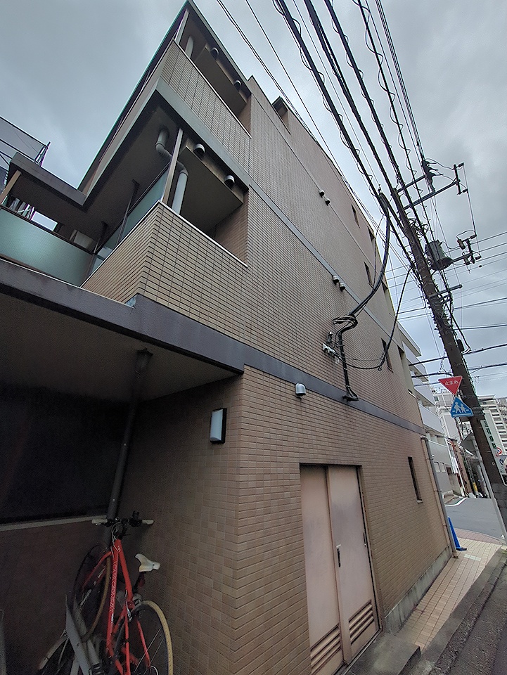 2/30 外観