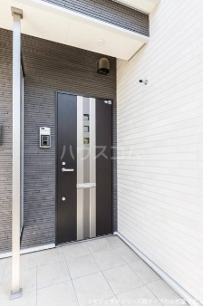 13/20 エントランス