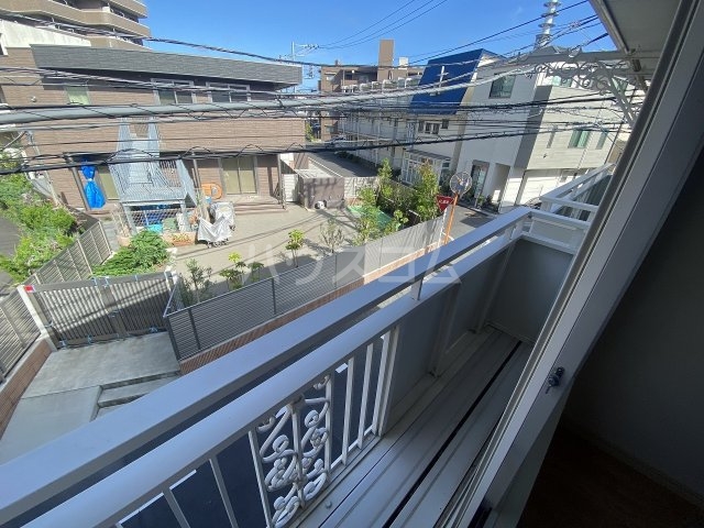 23/30 バルコニー