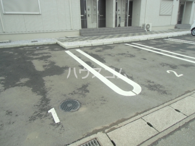 14/15 駐車場