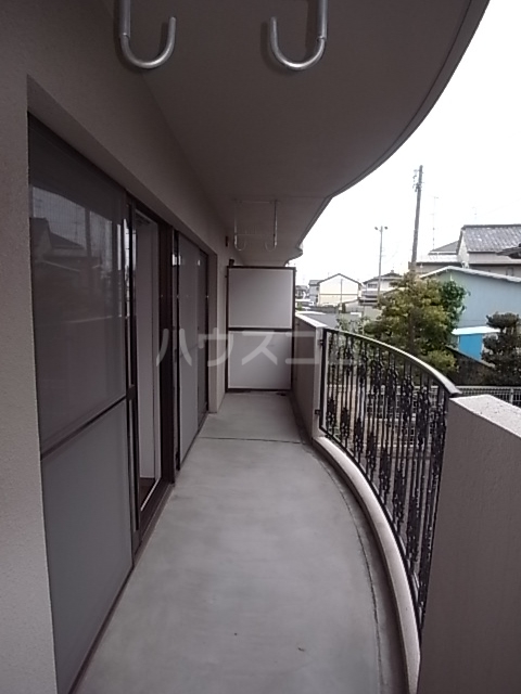 16/18 バルコニー