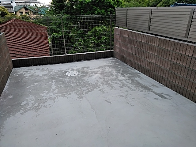 13/25 バルコニー