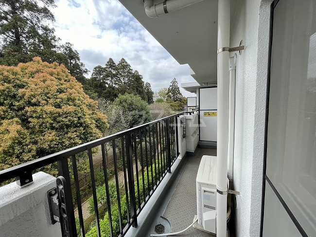 23/30 バルコニー