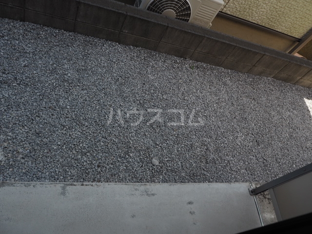 15/27 バルコニー