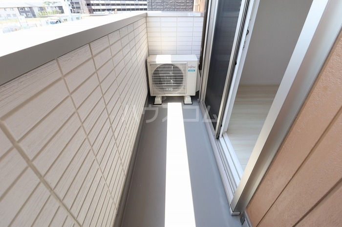 13/21 バルコニー