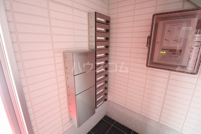 19/21 エントランス