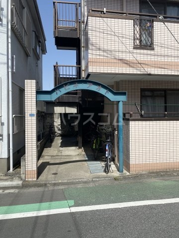 19/24 エントランス