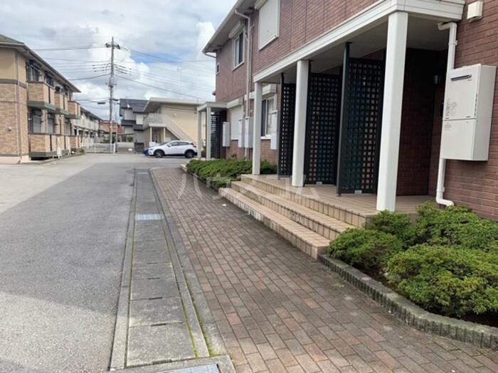 20/29 エントランス