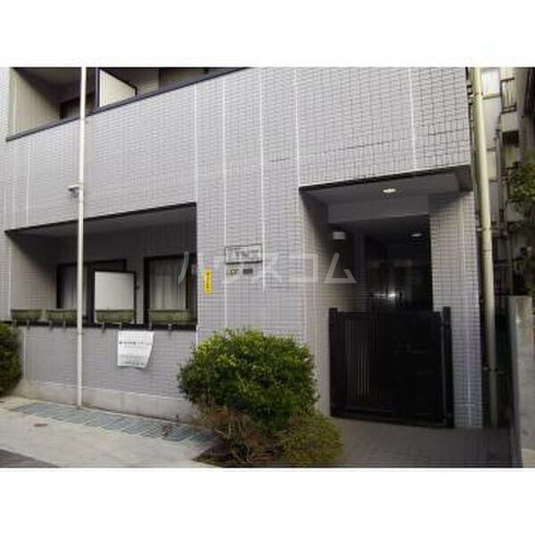 3/6 エントランス