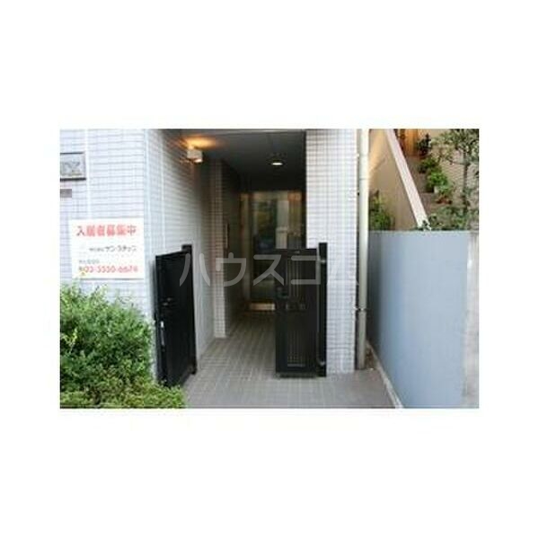 2/6 エントランス