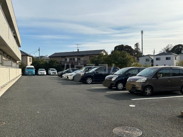 14/22 駐車場