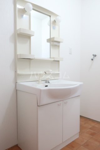 15/28 洗面