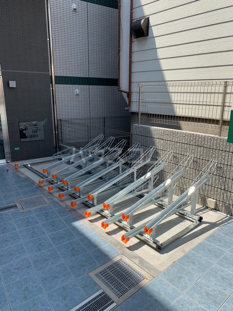 28/30 駐車場