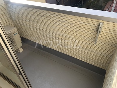 15/26 バルコニー