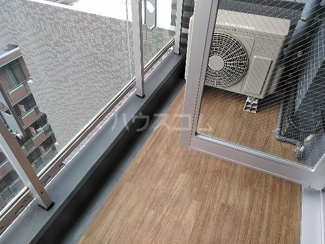 19/30 バルコニー