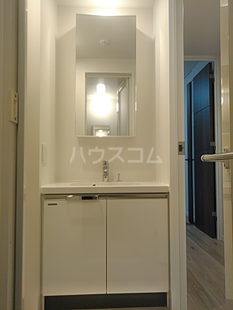 18/30 洗面