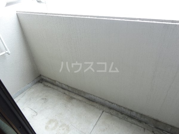 23/30 バルコニー