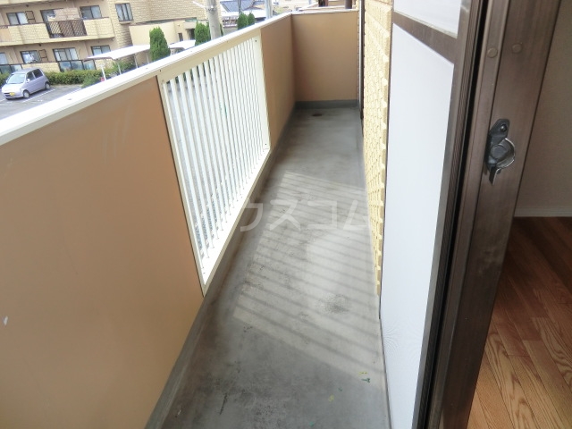 13/21 バルコニー