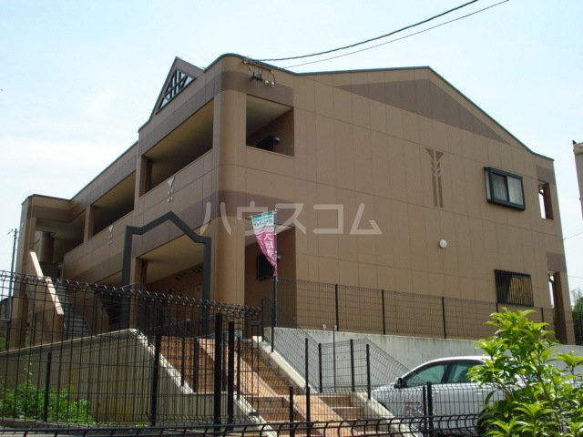 21/30 エントランス