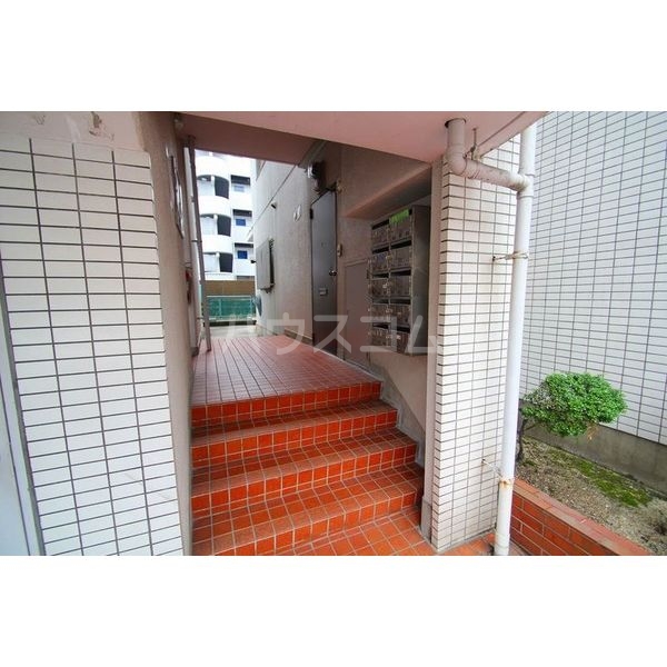 16/24 エントランス