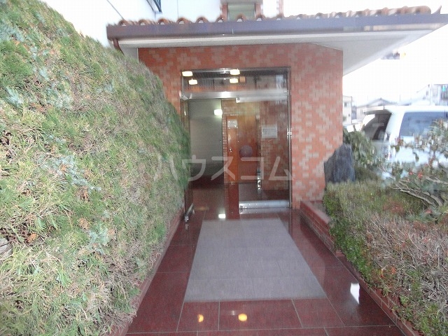 19/22 エントランス