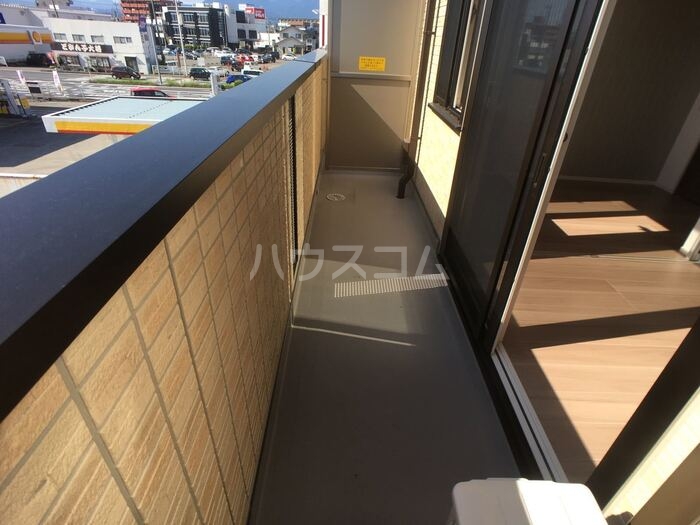 15/22 バルコニー