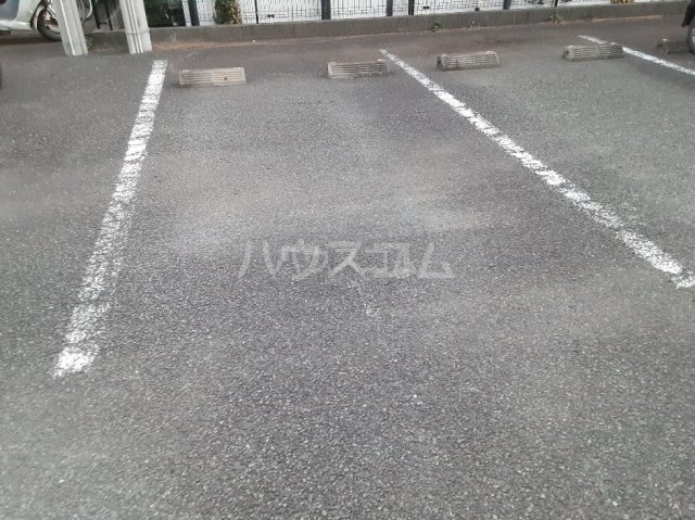 15/25 駐車場