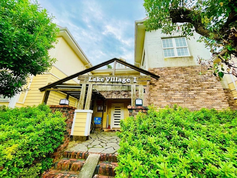 13/19 エントランス