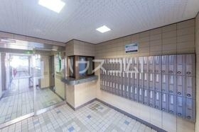 14/19 エントランス