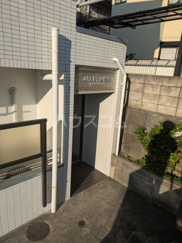 3/4 エントランス