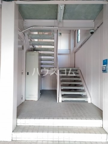 14/21 エントランス