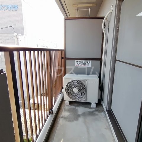 17/27 バルコニー