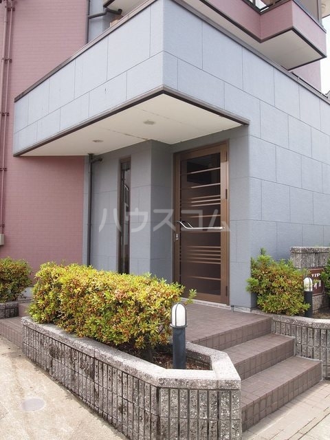 15/22 エントランス